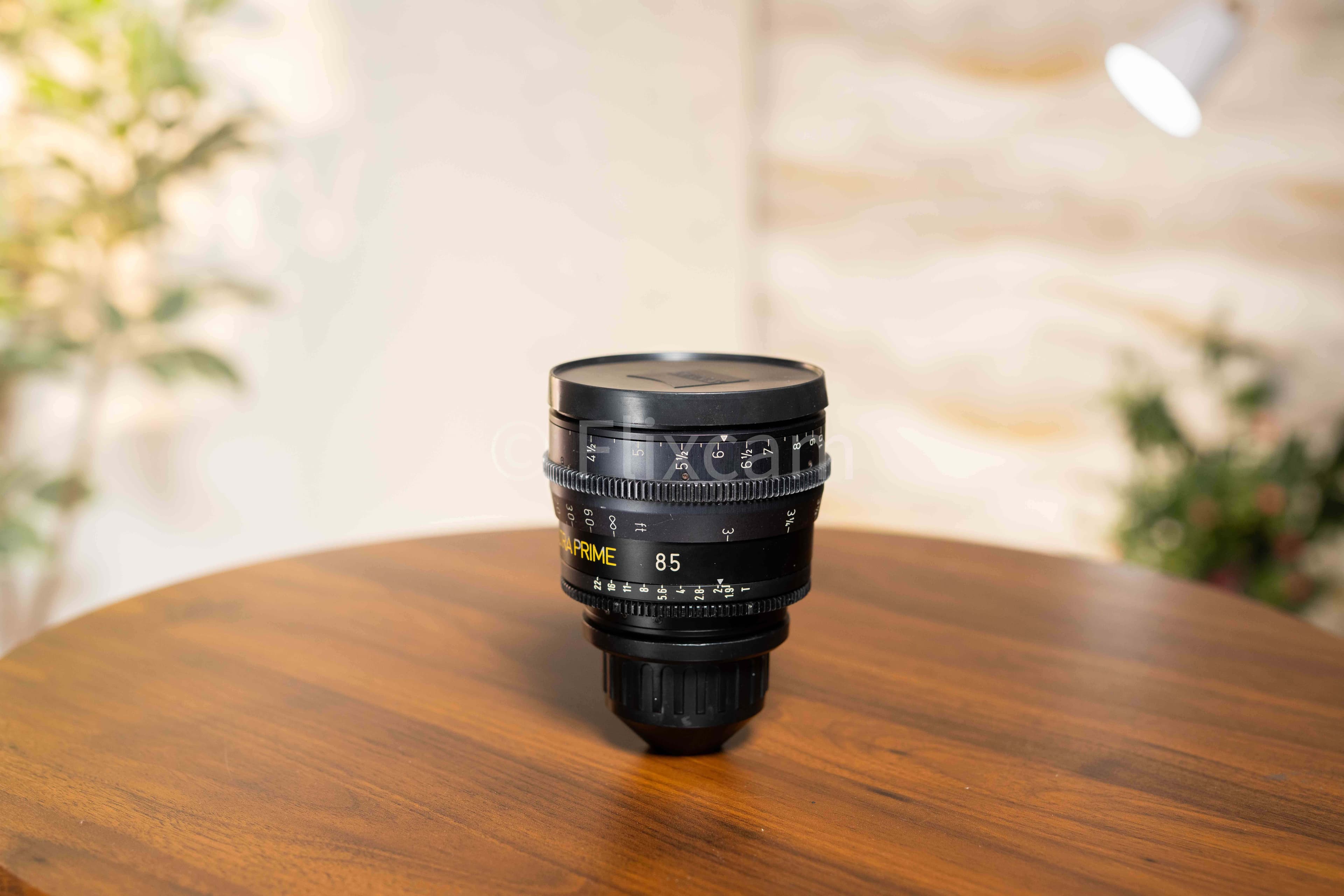 Arri Zeiss Ultra Prime Lens Set (6 Lenses) - 3