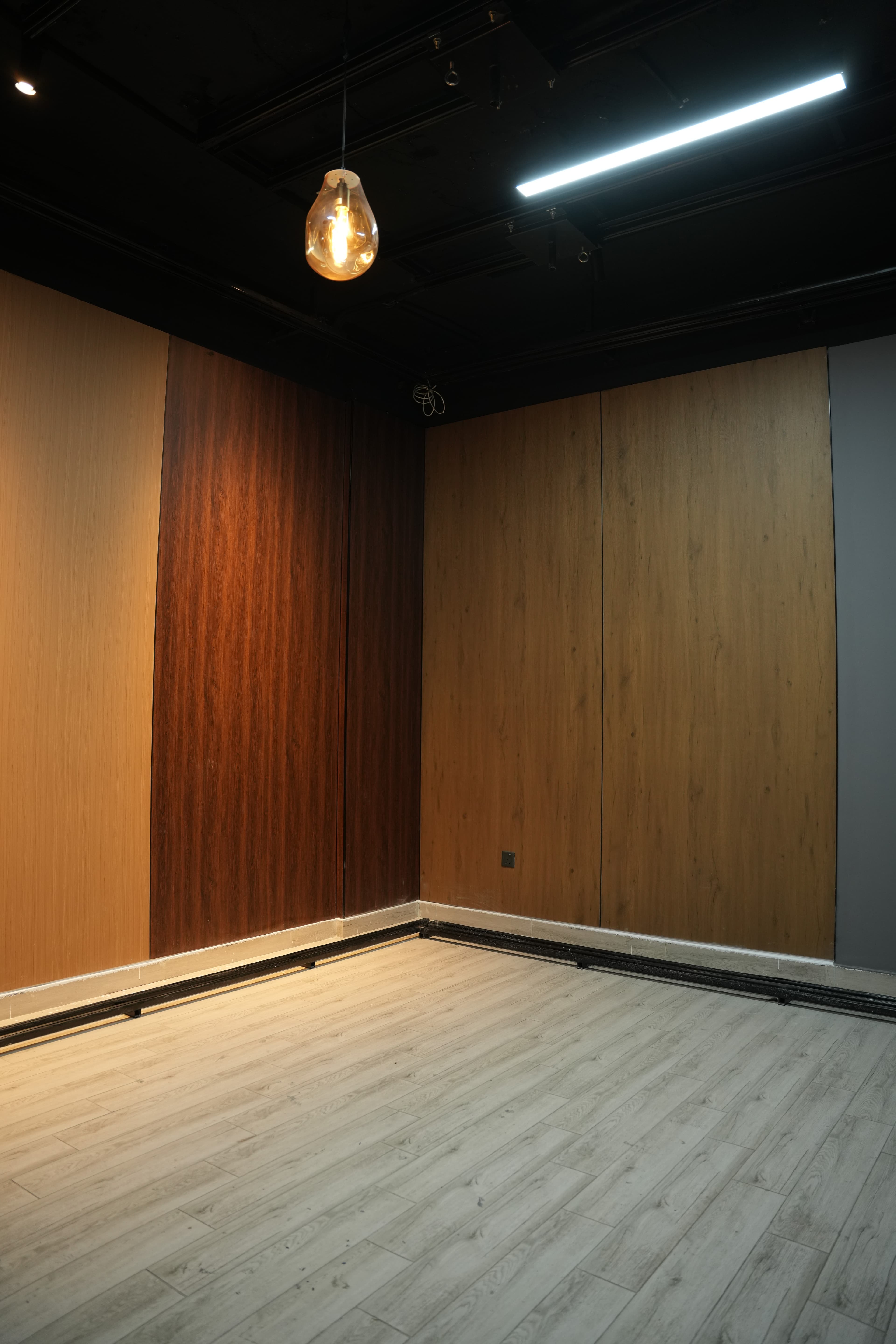 استوديو  بالساعه - 4